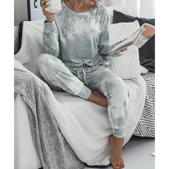 Grey Tie Dye Long Sleeves T-shirt and Joggers Set - Picture 2 of 5